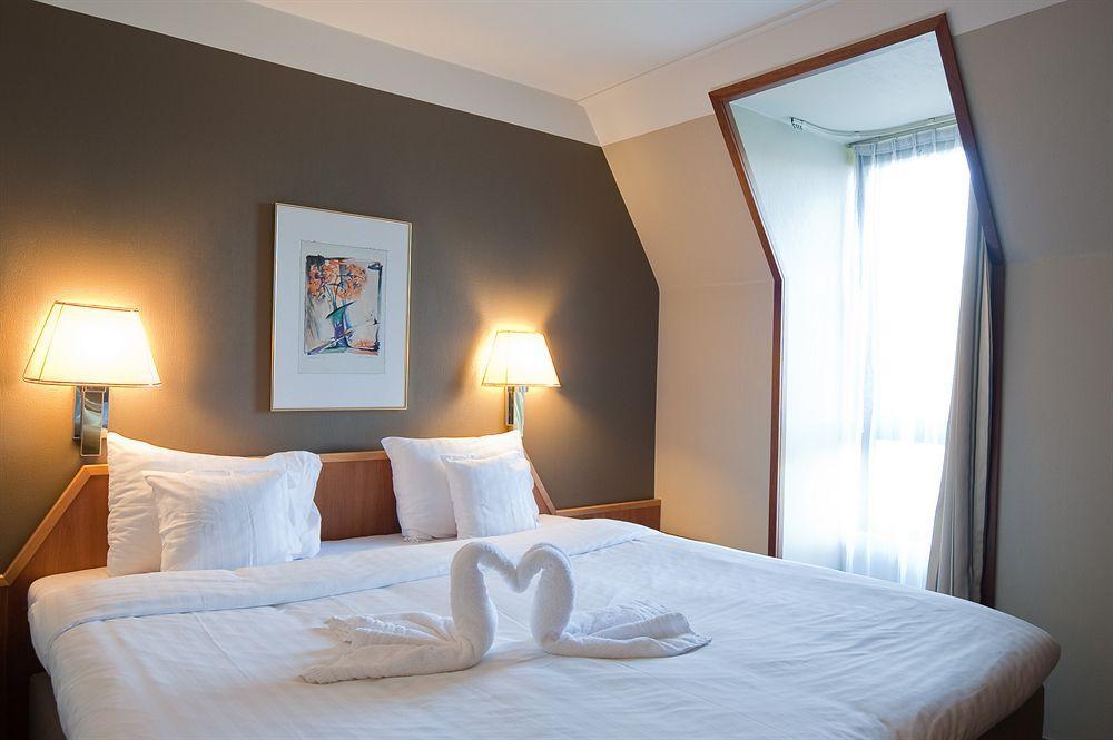 Begijnhof Hotel Leuven Ngoại thất bức ảnh