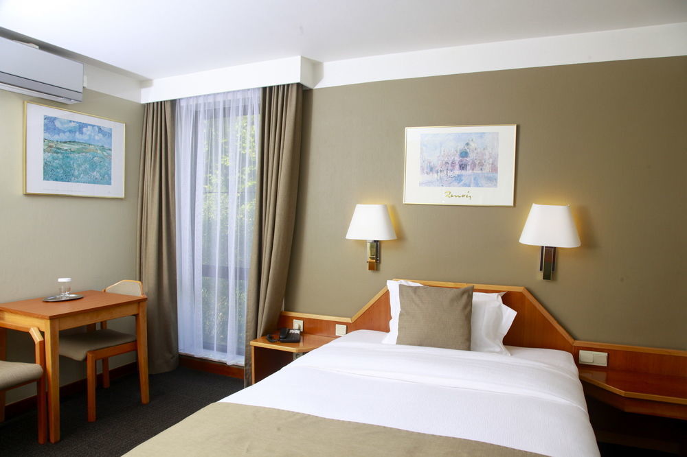 Begijnhof Hotel Leuven Ngoại thất bức ảnh
